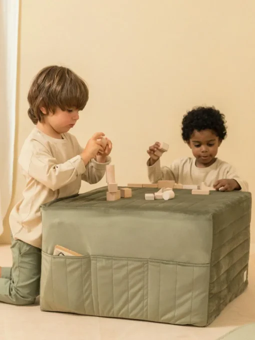 3in1 Samt-Schlafmatratze, Sitzsack und Spieltisch Sleepover