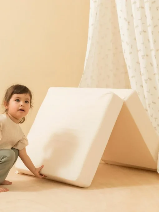 3in1 Samt-Schlafmatratze, Sitzsack und Spieltisch Sleepover