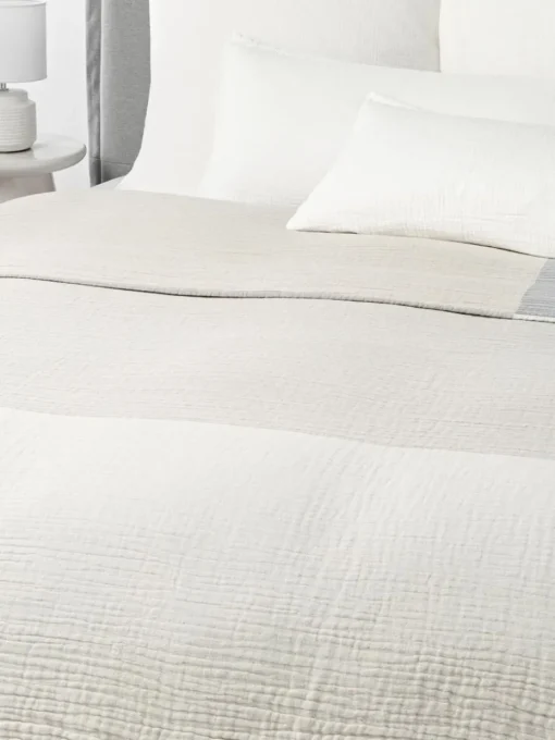 Jacquard-Tagesdecke Hekla aus Musselin
