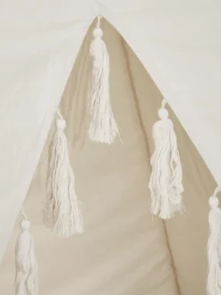 Kinder-Tipi Lagos