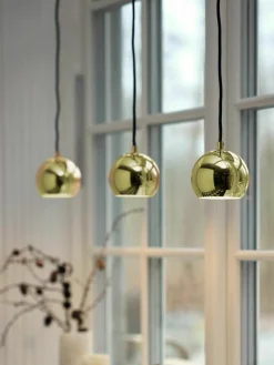 Kleine Kugel-Pendelleuchte Ball