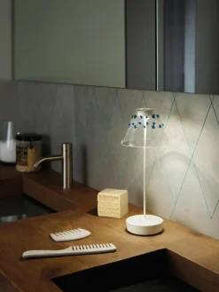 Kleine mobile LED-Tischlampe Swap Mini, dimmbar
