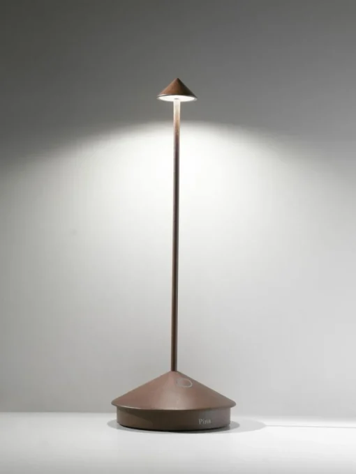 Kleine mobile LED-Tischlampe Pina, dimmbar