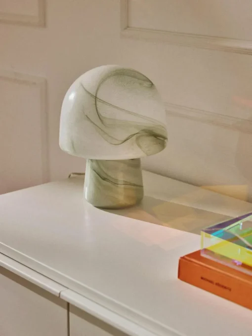 Kleine Tischlampe Talia in Marmor-Optik