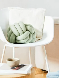 Knoten-Kissen Twist
