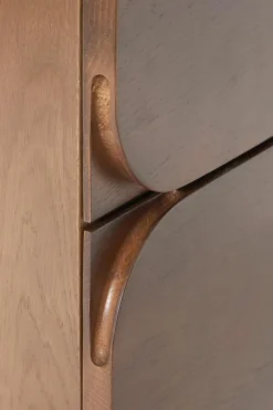 Kommode Cadi aus Eichenholz