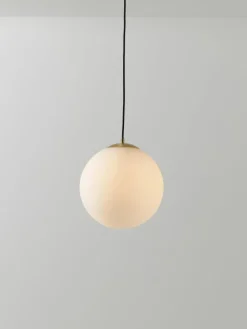 Kugel-Pendelleuchte Beth aus Opalglas