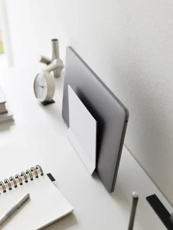 Laptopständer Tower aus Metall
