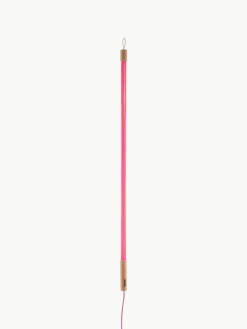 LED-Wandleuchte Linea mit Stecker