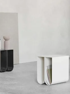 Metall-Beistelltisch Curved