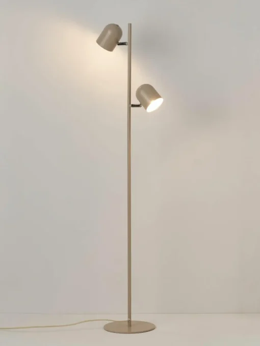 Metall-Stehlampe Almo