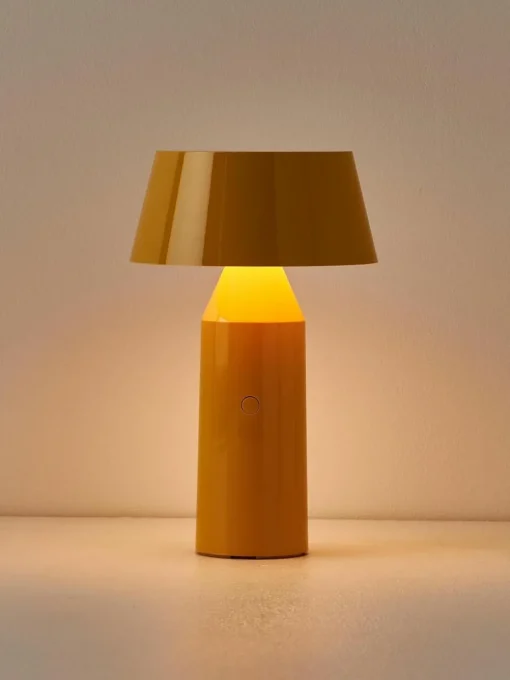 Mobile LED-Tischlampe Bicoca mit verstellbarem Lampenschirm, dimmbar