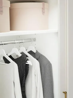Modularer Schwebetürenschrank Charlotte, 300 cm Breite, mehrere Varianten