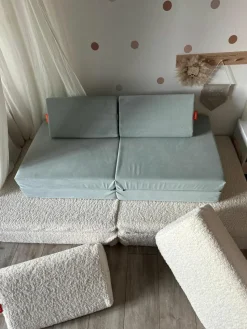 Modulares Kinder-Spielsofa Mila aus Samt, handgefertigt