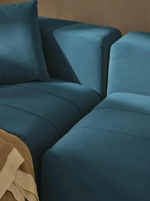Modulares Samt-Sofa Lena (4-Sitzer) mit Hocker (links/rechts)