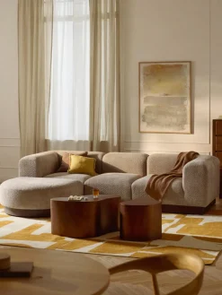 Modulares Sofa Natalie (3-Sitzer) aus Teddy-Bouclé mit Hocker