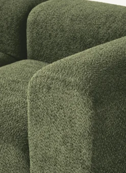Modulares Sofa Natalie (3-Sitzer) aus Teddy-Bouclé mit Hocker
