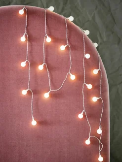 Outdoor LED-Lichterkette Slingan, 735 cm