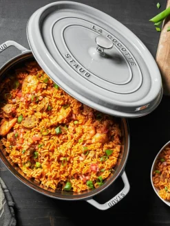 Ovaler Bräter La Cocotte aus Gusseisen