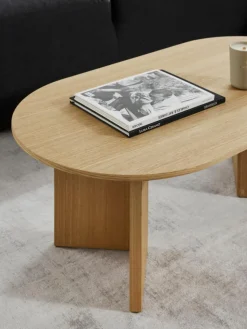 Ovaler Holz-Couchtisch Toni