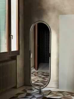 Ovaler Standspiegel System 1-2-3, Design Verner Panton