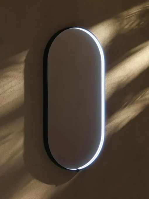 Ovaler Wandspiegel Avior mit LED-Beleuchtung