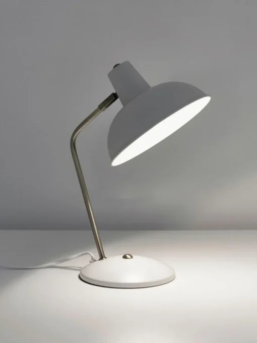 Retro-Schreibtischlampe Hood