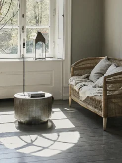 Runder Couchtisch Rota mit Antik-Finish