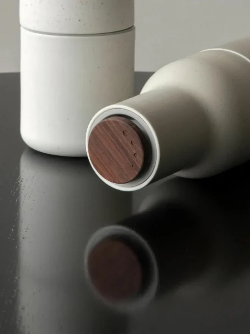 Salz- & Pfeffermühle Bottle Grinder mit Walnussholzdeckel, 2er-Set