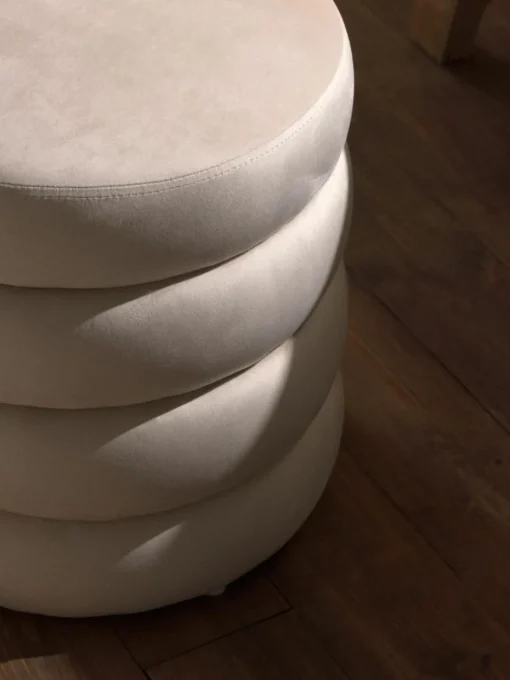 Samt-Hocker Alto