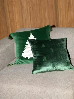 Samt-Kissenhülle Isadora mit Weihnachtsbaum-Stickerei