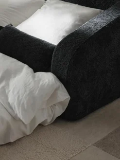 Schlafsofa Eliot (2-Sitzer) aus Teddy-Bouclé