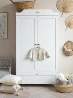 Schrank Luca