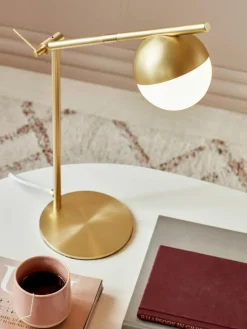 Schreibtischlampe Contina mit Opalglas