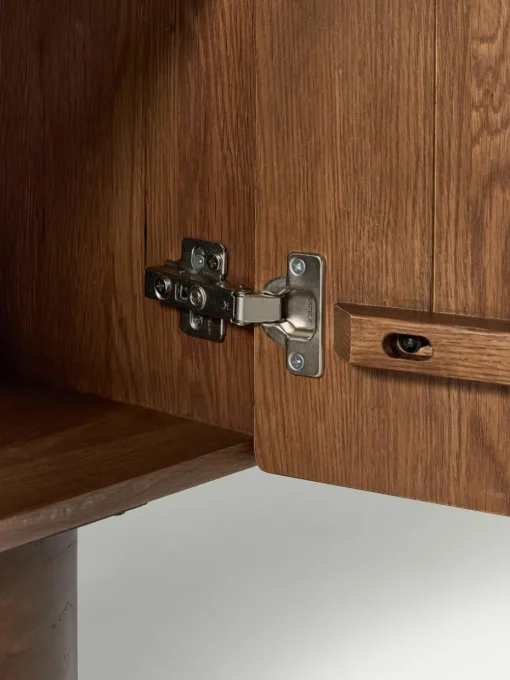 Sideboard Cadi aus Eichenholz
