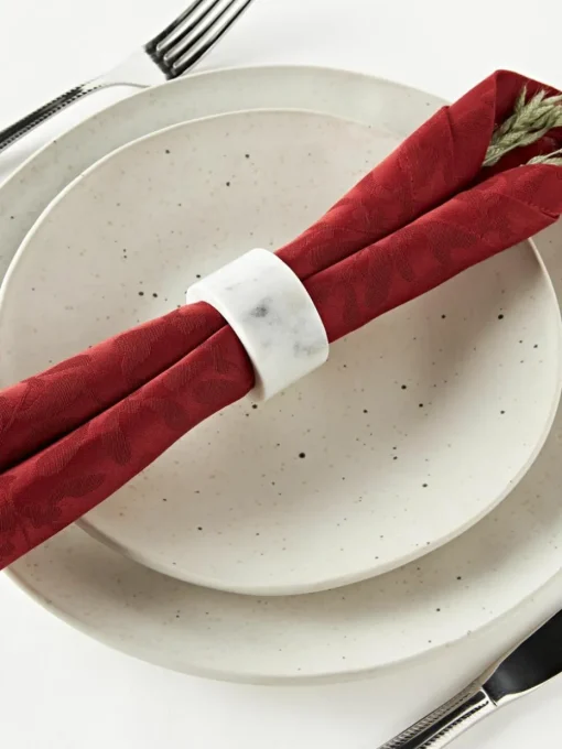 Stoffservietten Hollyn mit winterlichem Motiv, 4 Stück