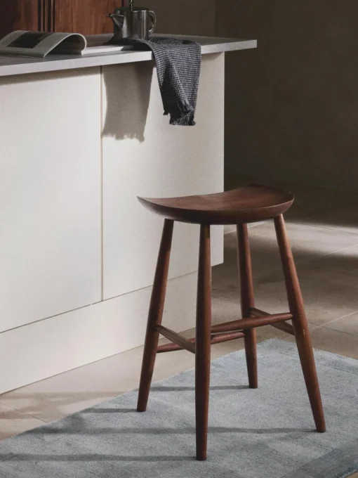 Thekenhocker Nino aus Mangoholz