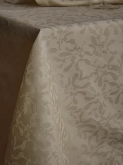 Tischdecke Hollyn mit winterlichem Motiv