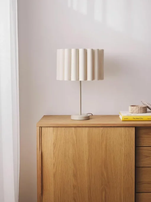 Tischlampe Lucina aus Leinen