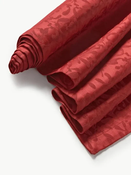 Tischläufer Hollyn mit winterlichem Motiv