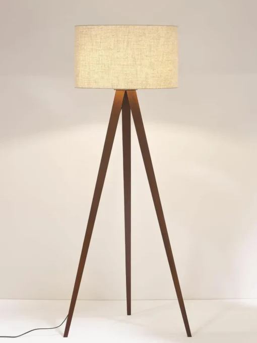 Tripod Stehlampe Jake aus Massivholz