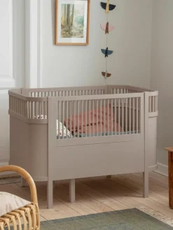 Verlängerbares Babybett Baby & Junior aus Birkenholz, 70 x 110/150 cm