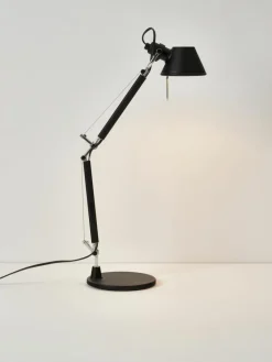 Verstellbare Schreibtischlampe Tolomeo Micro
