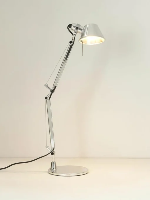 Verstellbare Schreibtischlampe Tolomeo Micro