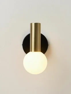 Verstellbare Wandleuchte Wilson mit Glasschirm