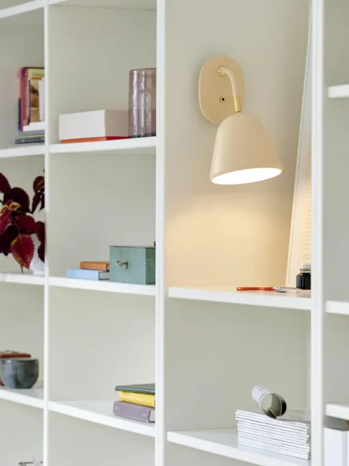 Verstellbare Wandleuchte Mala mit Stecker