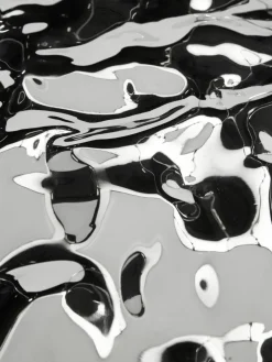Wandobjekt Splash mit gehämmerter Oberfläche