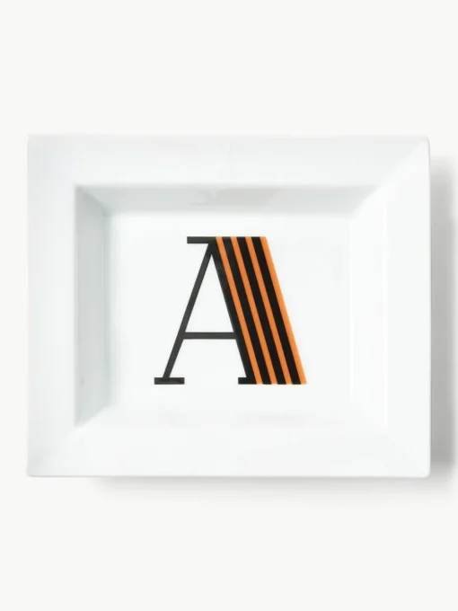 Westwing Collection x MEISSEN, handgefertigte Vide-Poche Initials mit Dekor