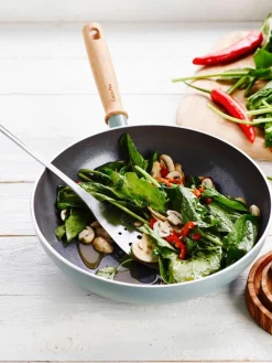 Wok Mayflower mit Antihaftbeschichtung